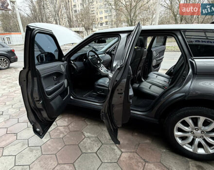 Сірий Ленд Ровер Рендж Ровер Евок, об'ємом двигуна 2 л та пробігом 98 тис. км за 22400 $, фото 16 на Automoto.ua