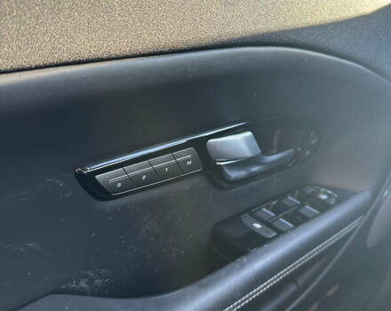 Серый Ленд Ровер Рендж Ровер Эвок, объемом двигателя 2 л и пробегом 125 тыс. км за 24000 $, фото 11 на Automoto.ua