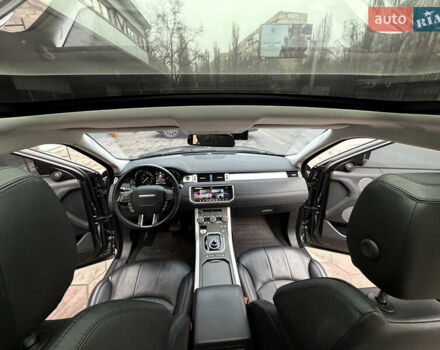 Сірий Ленд Ровер Рендж Ровер Евок, об'ємом двигуна 2 л та пробігом 98 тис. км за 22400 $, фото 76 на Automoto.ua