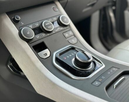 Сірий Ленд Ровер Рендж Ровер Евок, об'ємом двигуна 2 л та пробігом 90 тис. км за 21500 $, фото 9 на Automoto.ua