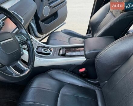 Сірий Ленд Ровер Рендж Ровер Евок, об'ємом двигуна 2 л та пробігом 88 тис. км за 20500 $, фото 37 на Automoto.ua