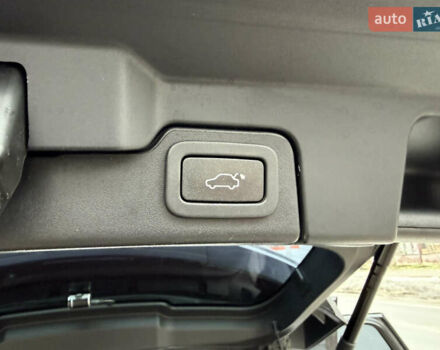 Сірий Ленд Ровер Рендж Ровер Евок, об'ємом двигуна 2 л та пробігом 98 тис. км за 22400 $, фото 43 на Automoto.ua