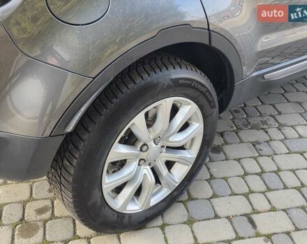 Серый Ленд Ровер Рендж Ровер Эвок, объемом двигателя 2 л и пробегом 149 тыс. км за 21950 $, фото 38 на Automoto.ua