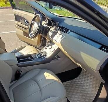 Серый Ленд Ровер Рендж Ровер Эвок, объемом двигателя 2 л и пробегом 120 тыс. км за 24000 $, фото 13 на Automoto.ua