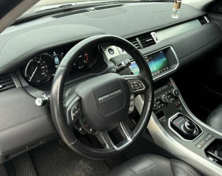 Сірий Ленд Ровер Рендж Ровер Евок, об'ємом двигуна 2 л та пробігом 65 тис. км за 21900 $, фото 27 на Automoto.ua