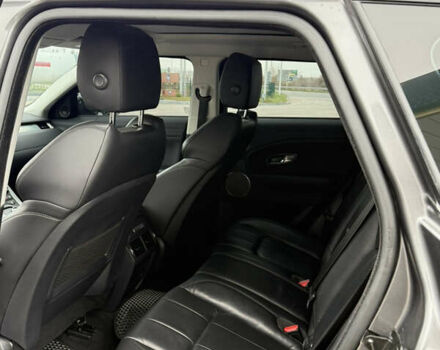 Сірий Ленд Ровер Рендж Ровер Евок, об'ємом двигуна 2 л та пробігом 65 тис. км за 21900 $, фото 20 на Automoto.ua