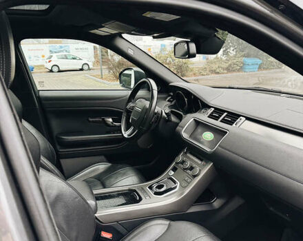 Серый Ленд Ровер Рендж Ровер Эвок, объемом двигателя 2 л и пробегом 70 тыс. км за 26500 $, фото 33 на Automoto.ua