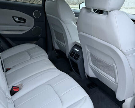 Сірий Ленд Ровер Рендж Ровер Евок, об'ємом двигуна 2 л та пробігом 103 тис. км за 18500 $, фото 8 на Automoto.ua