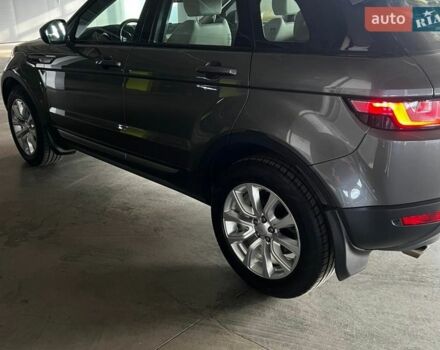 Серый Ленд Ровер Рендж Ровер Эвок, объемом двигателя 2 л и пробегом 59 тыс. км за 30000 $, фото 3 на Automoto.ua
