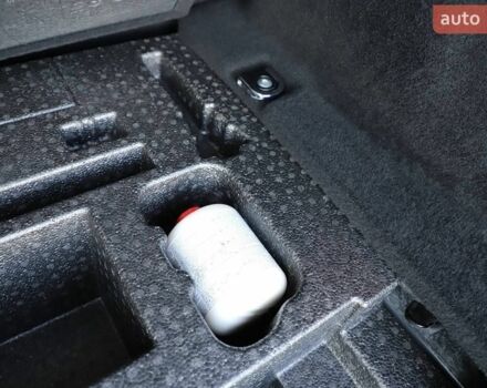 Серый Ленд Ровер Рендж Ровер Эвок, объемом двигателя 2 л и пробегом 179 тыс. км за 23500 $, фото 49 на Automoto.ua