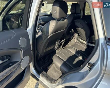 Серый Ленд Ровер Рендж Ровер Эвок, объемом двигателя 2 л и пробегом 82 тыс. км за 22800 $, фото 17 на Automoto.ua