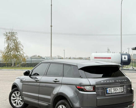 Сірий Ленд Ровер Рендж Ровер Евок, об'ємом двигуна 2 л та пробігом 65 тис. км за 21900 $, фото 13 на Automoto.ua
