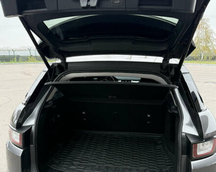 Сірий Ленд Ровер Рендж Ровер Евок, об'ємом двигуна 2 л та пробігом 65 тис. км за 21900 $, фото 14 на Automoto.ua