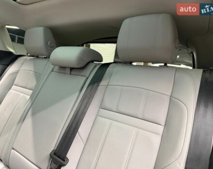 Серый Ленд Ровер Рендж Ровер Эвок, объемом двигателя 2 л и пробегом 75 тыс. км за 31500 $, фото 24 на Automoto.ua