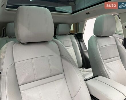 Серый Ленд Ровер Рендж Ровер Эвок, объемом двигателя 2 л и пробегом 75 тыс. км за 31500 $, фото 40 на Automoto.ua