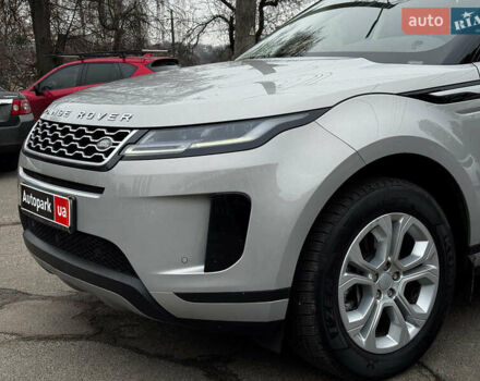 Сірий Ленд Ровер Рендж Ровер Евок, об'ємом двигуна 2 л та пробігом 65 тис. км за 28000 $, фото 2 на Automoto.ua