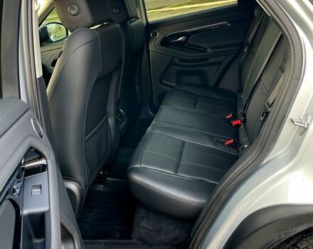 Серый Ленд Ровер Рендж Ровер Эвок, объемом двигателя 2 л и пробегом 36 тыс. км за 33700 $, фото 5 на Automoto.ua