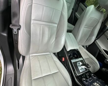 Серый Ленд Ровер Рендж Ровер Эвок, объемом двигателя 2 л и пробегом 189 тыс. км за 30000 $, фото 19 на Automoto.ua