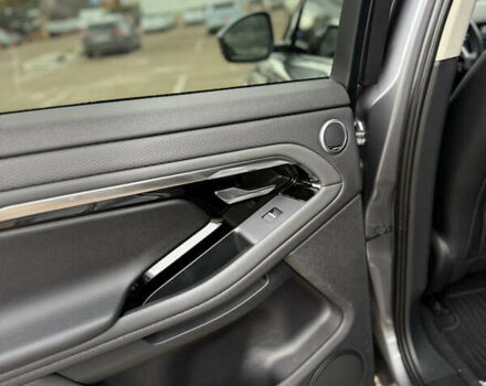 Серый Ленд Ровер Рендж Ровер Эвок, объемом двигателя 2 л и пробегом 120 тыс. км за 35000 $, фото 30 на Automoto.ua