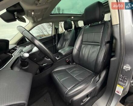 Сірий Ленд Ровер Рендж Ровер Евок, об'ємом двигуна 2 л та пробігом 84 тис. км за 32500 $, фото 24 на Automoto.ua