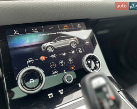 Ленд Ровер Рендж Ровер Эвок 2019 в Киеве на Automoto.ua Серый Ленд Ровер Рендж Ровер Эвок, объемом двигателя 2 л и пробегом 70 тыс. км за 33500 $, фото 22 на Automoto.ua