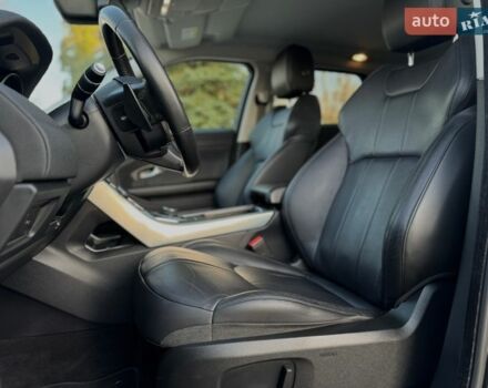 Серый Ленд Ровер Рендж Ровер Эвок, объемом двигателя 2 л и пробегом 130 тыс. км за 23900 $, фото 42 на Automoto.ua