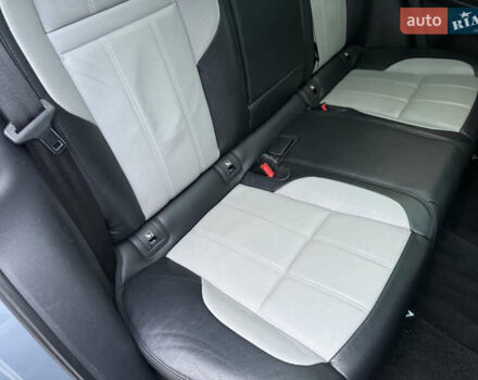 Сірий Ленд Ровер Рендж Ровер Евок, об'ємом двигуна 2 л та пробігом 161 тис. км за 29999 $, фото 33 на Automoto.ua