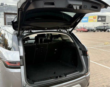 Серый Ленд Ровер Рендж Ровер Эвок, объемом двигателя 2 л и пробегом 120 тыс. км за 35000 $, фото 36 на Automoto.ua