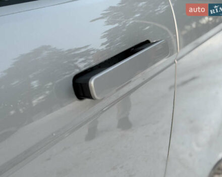 Серый Ленд Ровер Рендж Ровер Эвок, объемом двигателя 2 л и пробегом 71 тыс. км за 33500 $, фото 20 на Automoto.ua