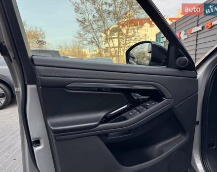 Серый Ленд Ровер Рендж Ровер Эвок, объемом двигателя 2 л и пробегом 108 тыс. км за 32900 $, фото 9 на Automoto.ua