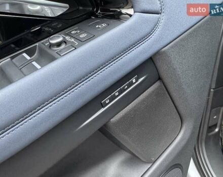 Серый Ленд Ровер Рендж Ровер Эвок, объемом двигателя 2 л и пробегом 83 тыс. км за 34990 $, фото 27 на Automoto.ua