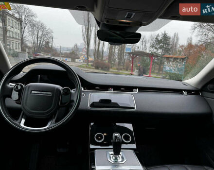 Сірий Ленд Ровер Рендж Ровер Евок, об'ємом двигуна 2 л та пробігом 65 тис. км за 28000 $, фото 27 на Automoto.ua