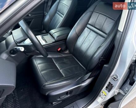 Сірий Ленд Ровер Рендж Ровер Евок, об'ємом двигуна 2 л та пробігом 71 тис. км за 30500 $, фото 18 на Automoto.ua