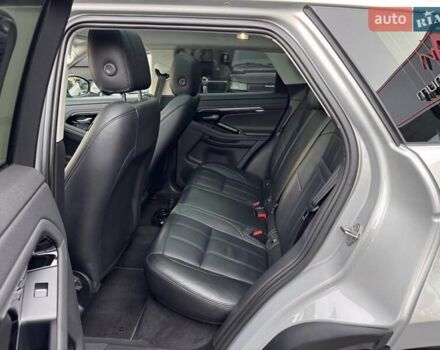 Серый Ленд Ровер Рендж Ровер Эвок, объемом двигателя 2 л и пробегом 108 тыс. км за 32900 $, фото 10 на Automoto.ua