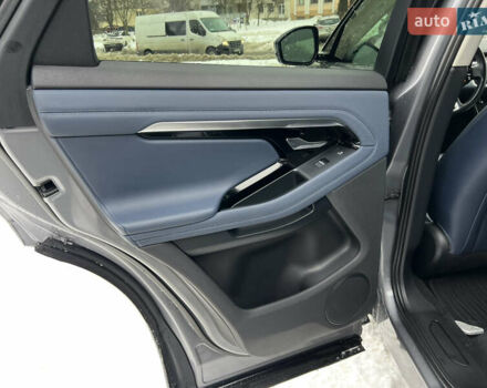 Сірий Ленд Ровер Рендж Ровер Евок, об'ємом двигуна 2 л та пробігом 70 тис. км за 29000 $, фото 24 на Automoto.ua