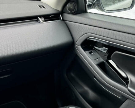 Сірий Ленд Ровер Рендж Ровер Евок, об'ємом двигуна 2 л та пробігом 108 тис. км за 26900 $, фото 10 на Automoto.ua