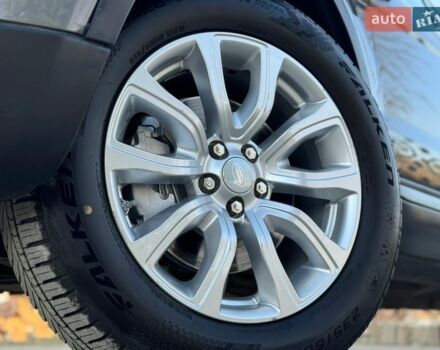 Серый Ленд Ровер Рендж Ровер Эвок, объемом двигателя 2 л и пробегом 130 тыс. км за 23900 $, фото 8 на Automoto.ua