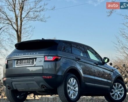Серый Ленд Ровер Рендж Ровер Эвок, объемом двигателя 2 л и пробегом 130 тыс. км за 23900 $, фото 25 на Automoto.ua