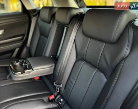 Серый Ленд Ровер Рендж Ровер Эвок, объемом двигателя 2 л и пробегом 130 тыс. км за 23900 $, фото 88 на Automoto.ua