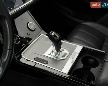 Серый Ленд Ровер Рендж Ровер Эвок, объемом двигателя 2 л и пробегом 70 тыс. км за 34000 $, фото 17 на Automoto.ua