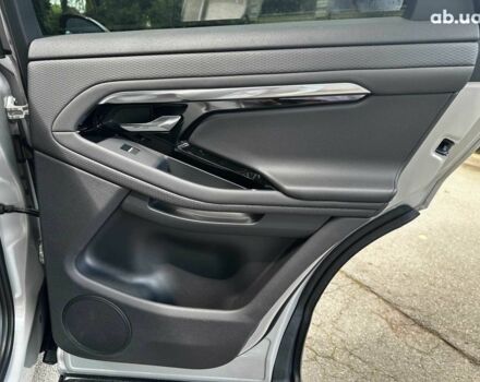 Сірий Ленд Ровер Рендж Ровер Евок, об'ємом двигуна 2 л та пробігом 65 тис. км за 30790 $, фото 26 на Automoto.ua