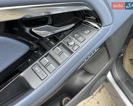 Серый Ленд Ровер Рендж Ровер Эвок, объемом двигателя 2 л и пробегом 83 тыс. км за 34990 $, фото 26 на Automoto.ua