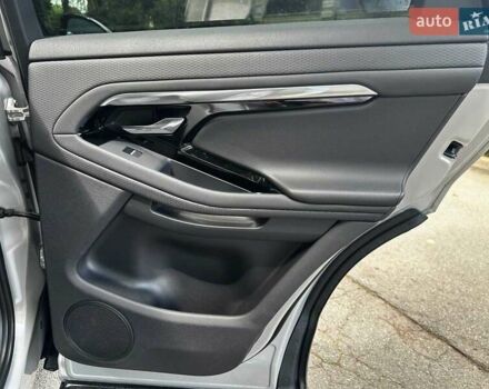 Серый Ленд Ровер Рендж Ровер Эвок, объемом двигателя 2 л и пробегом 65 тыс. км за 30790 $, фото 26 на Automoto.ua