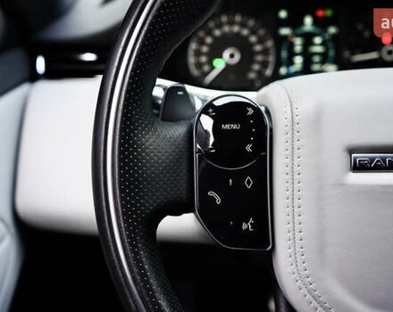 Серый Ленд Ровер Рендж Ровер Эвок, объемом двигателя 2 л и пробегом 95 тыс. км за 37800 $, фото 33 на Automoto.ua