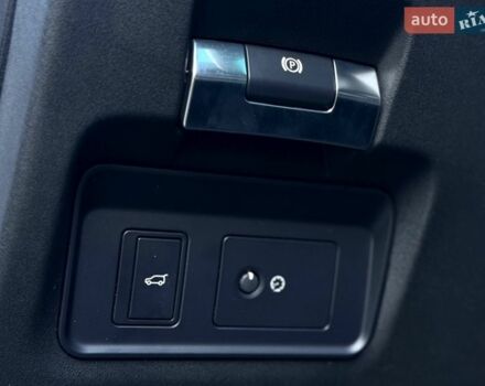 Сірий Ленд Ровер Рендж Ровер Евок, об'ємом двигуна 2 л та пробігом 71 тис. км за 30500 $, фото 28 на Automoto.ua