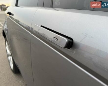 Серый Ленд Ровер Рендж Ровер Эвок, объемом двигателя 2 л и пробегом 83 тыс. км за 34990 $, фото 5 на Automoto.ua