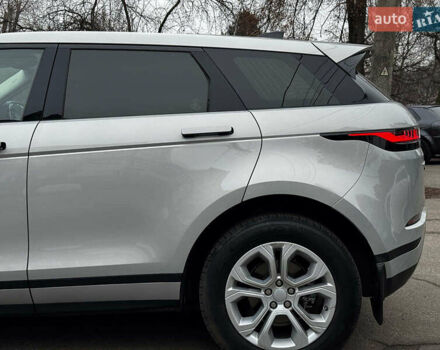 Сірий Ленд Ровер Рендж Ровер Евок, об'ємом двигуна 2 л та пробігом 65 тис. км за 28000 $, фото 19 на Automoto.ua