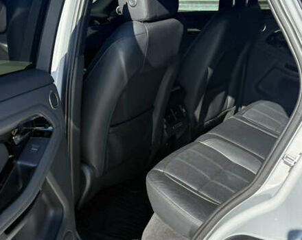 Сірий Ленд Ровер Рендж Ровер Евок, об'ємом двигуна 2 л та пробігом 71 тис. км за 29900 $, фото 12 на Automoto.ua