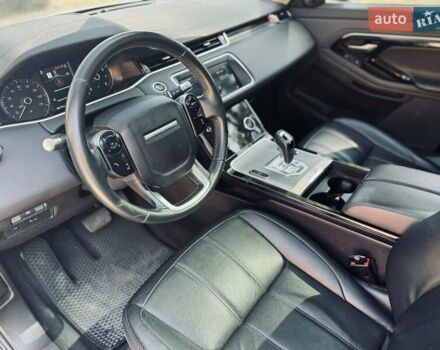Серый Ленд Ровер Рендж Ровер Эвок, объемом двигателя 2 л и пробегом 84 тыс. км за 33500 $, фото 2 на Automoto.ua