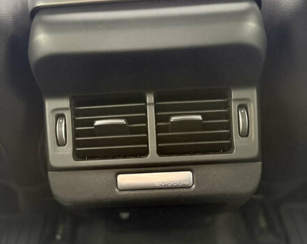 Серый Ленд Ровер Рендж Ровер Эвок, объемом двигателя 2 л и пробегом 120 тыс. км за 35000 $, фото 33 на Automoto.ua